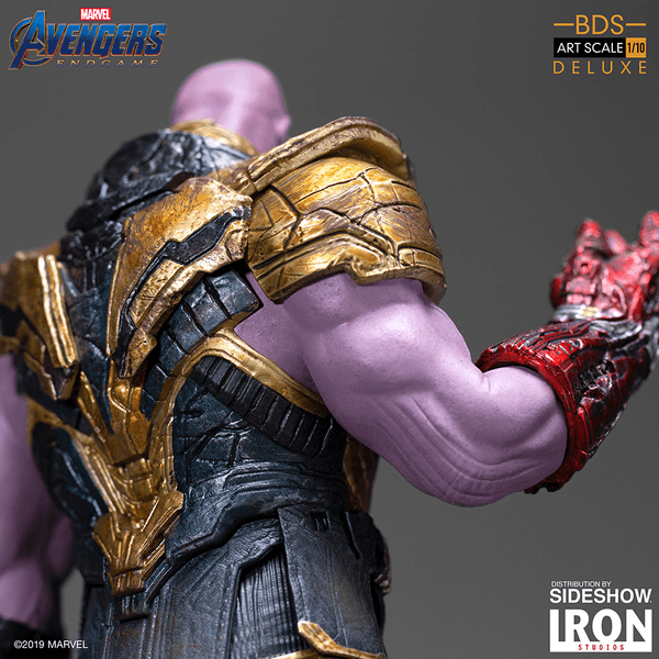 Thanos Orden Negra Deluxe 10