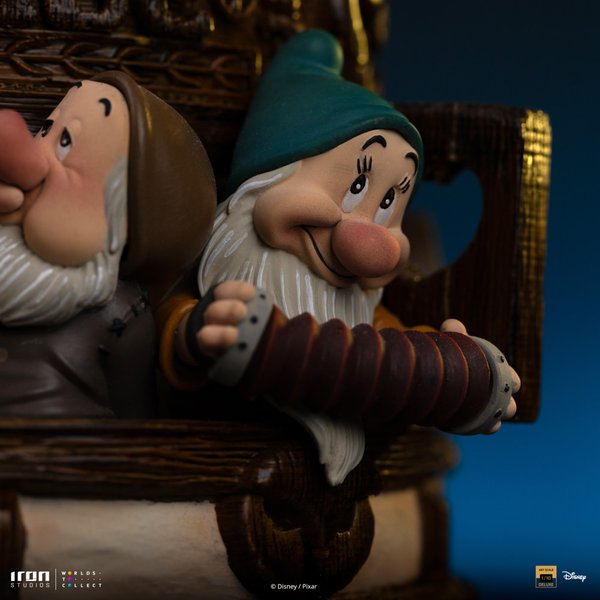 Snow White Deluxe-34e71fcb-a907-4c98-8d29-e20073684b12 20
