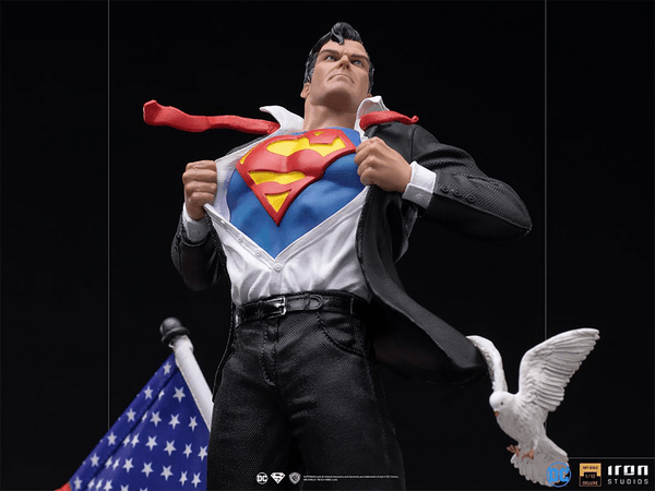 Clark Kent Deluxe 7