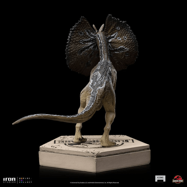 Dilophosaurus-a2b7492e-47e0-4720-898d-672bb7d09876 4
