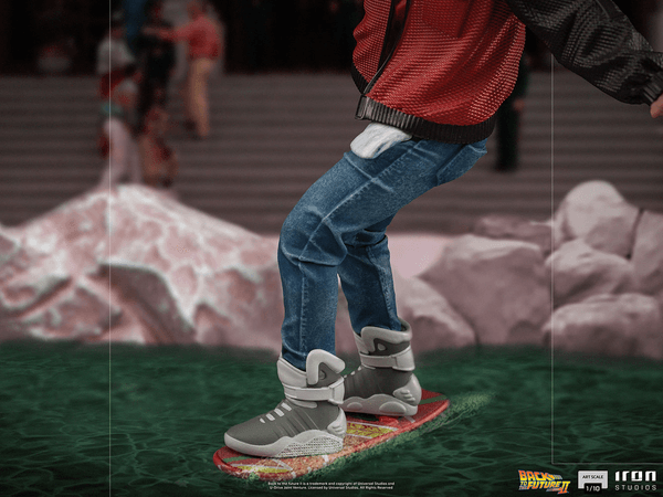 Marty McFly on Hoverboard 1:10 Scale Statue by Iron Studios 10