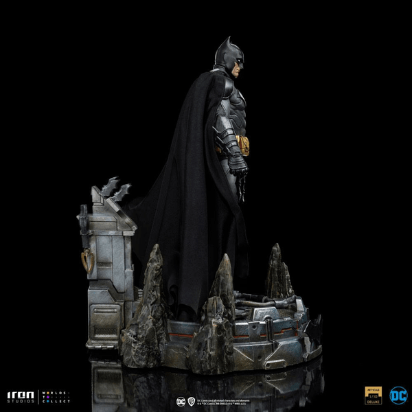 Batman Unleashed Deluxe 24 cm 4