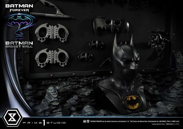 Batman Forever Diorama Museum Masterline Series 1/3 Batman Gadget Wall 49 cm-c8bee00b-8a8d-457f-85e0-03557ec41a38 18