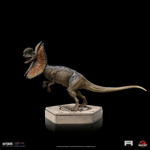 Dilophosaurus-a2b7492e-47e0-4720-898d-672bb7d09876 3