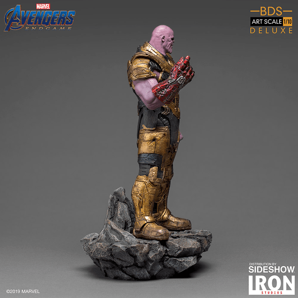 Thanos Orden Negra Deluxe 8
