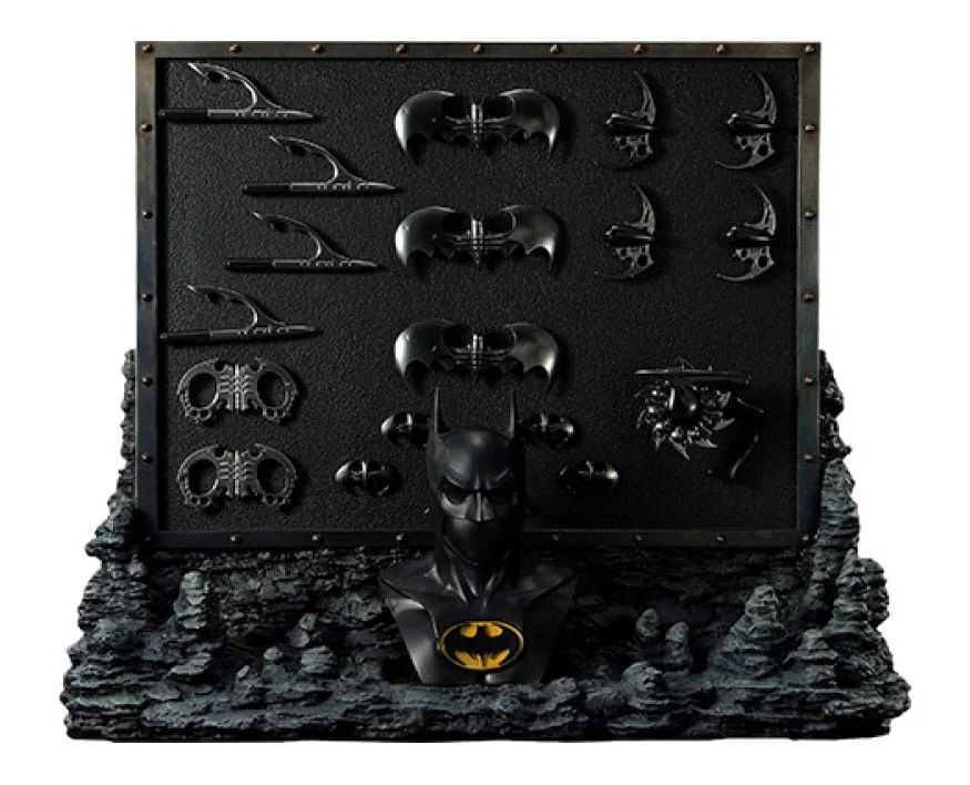 Batman Forever Diorama Museum Masterline Series 1/3 Batman Gadget Wall 49 cm-c8bee00b-8a8d-457f-85e0-03557ec41a38 1