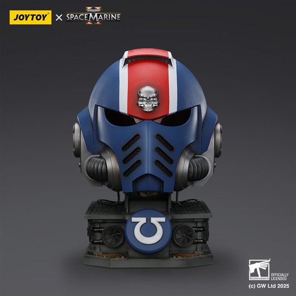 Ultramarines Lieutenant Titus MKX Helmet & Display Stand-bfb37bee-86b8-4ce4-867b-ca682e488dfd 6