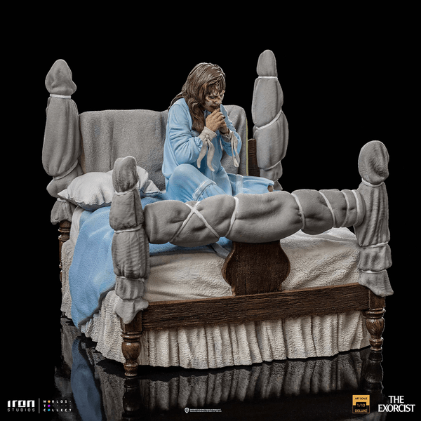 Possessed Regan MacNeil Deluxe 2