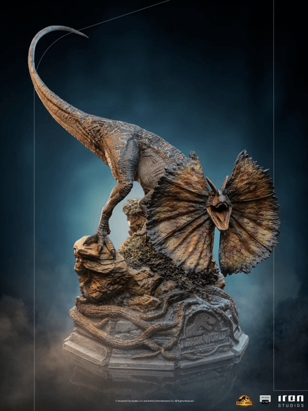 Dilophosaurus-70512425-c101-4179-933e-e28b276b9e4e 1