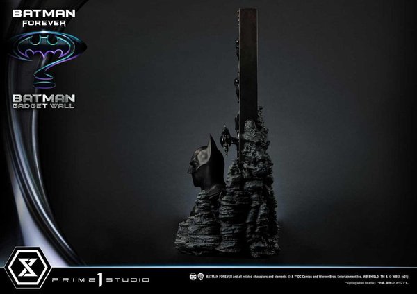 Batman Forever Diorama Museum Masterline Series 1/3 Batman Gadget Wall 49 cm-c8bee00b-8a8d-457f-85e0-03557ec41a38 3