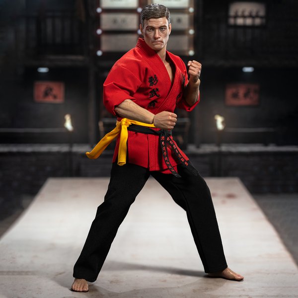 Frank Dux Deluxe-bf29cdb7-a840-4ad7-a0f2-b02b3a0459f4 1