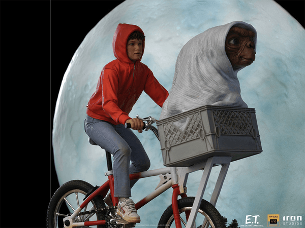E.T. & Elliot 4