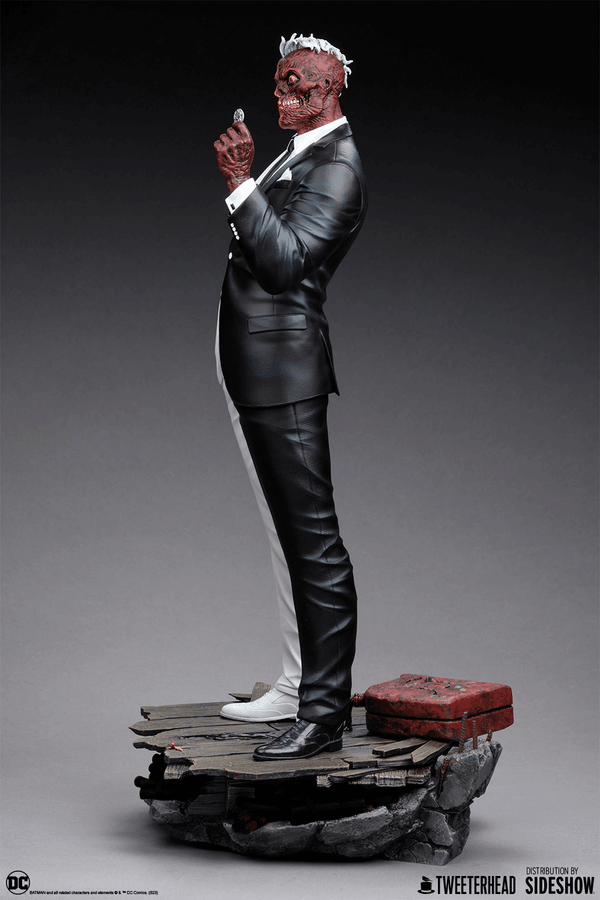 Two-Face-05d3605d-ffd0-429d-841b-e732605f2395 3