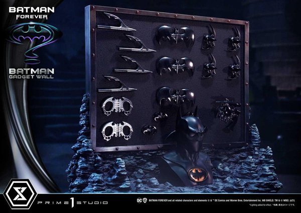 Batman Forever Diorama Museum Masterline Series 1/3 Batman Gadget Wall 49 cm-c8bee00b-8a8d-457f-85e0-03557ec41a38 8