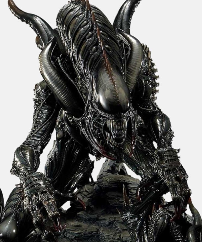 Premium Masterline Aliens (Comics) Tusked Alien Bonus Version