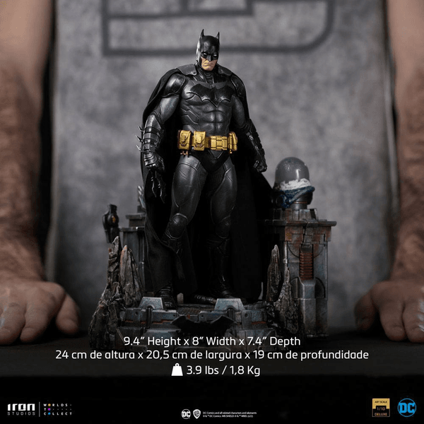 Batman Unleashed Deluxe 24 cm 12