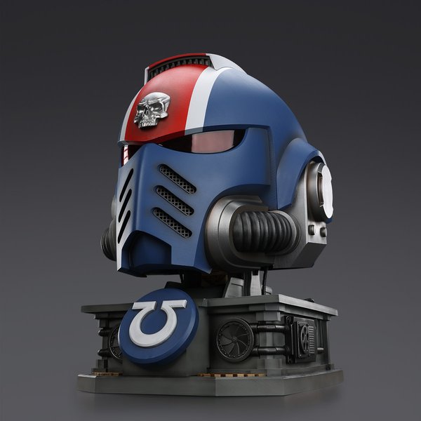 Ultramarines Lieutenant Titus MKX Helmet & Display Stand-bfb37bee-86b8-4ce4-867b-ca682e488dfd 1