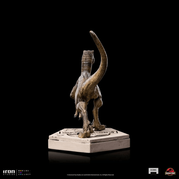 Velociraptor B 4
