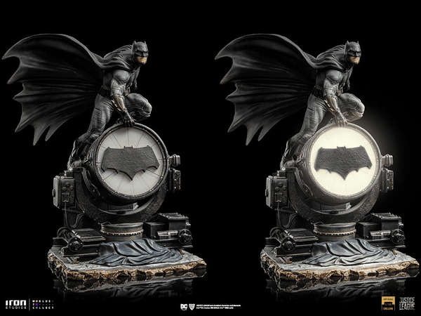 Batman sobre Batiseñal Deluxe 9