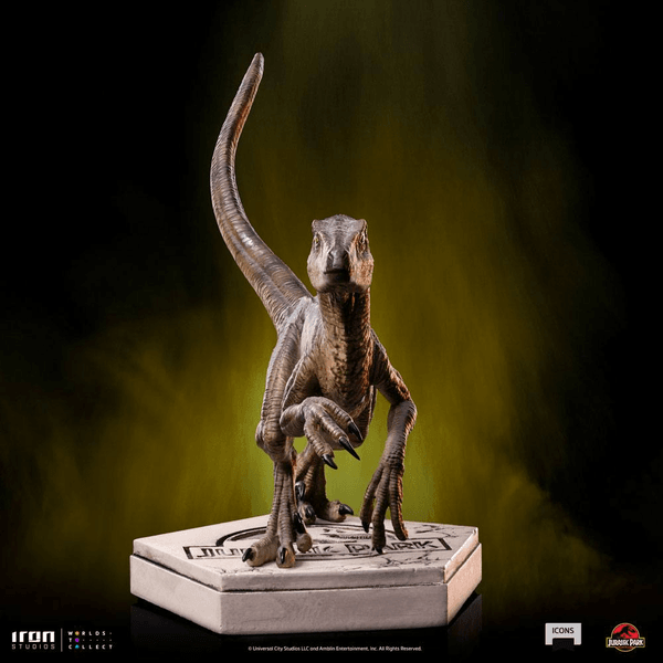 Velociraptor B 7