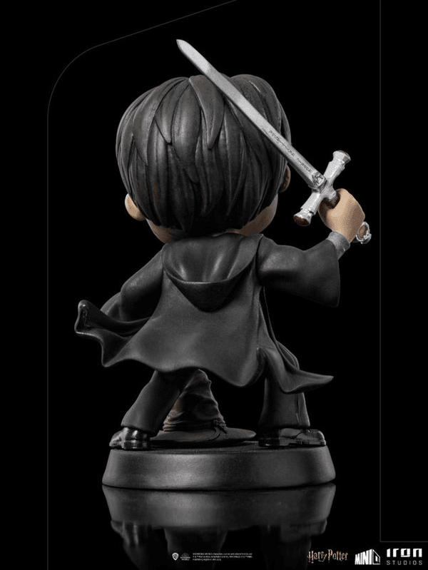 Harry Potter con la Espada de Gryffindor MiniCo 6