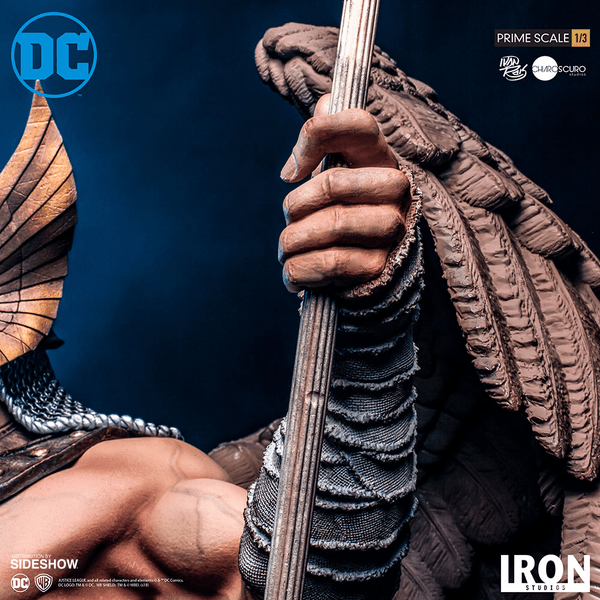  Hawkman (Alas Cerradas) 9
