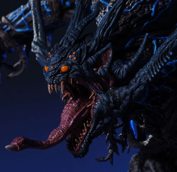 Titanus Amhuluk-72684e27-01a8-459d-9d22-05310368dd06 3