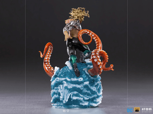 Aquaman Deluxe 6