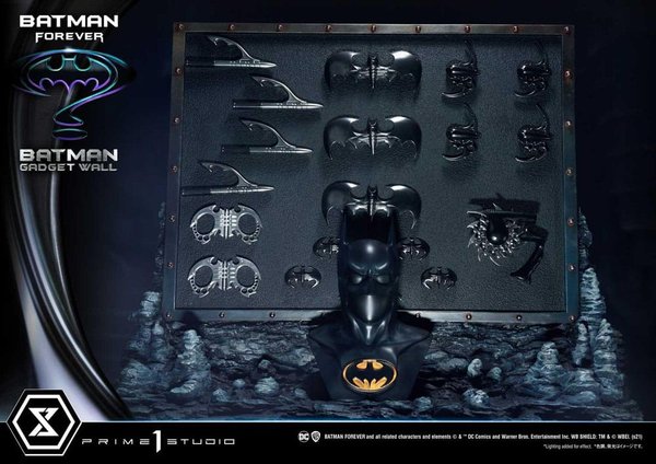 Batman Forever Diorama Museum Masterline Series 1/3 Batman Gadget Wall 49 cm-c8bee00b-8a8d-457f-85e0-03557ec41a38 2