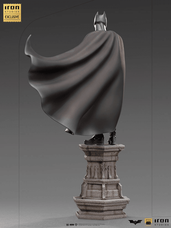 Batman Deluxe-86f7d65e-1449-4c5d-b4eb-7fa42e2b3736 10