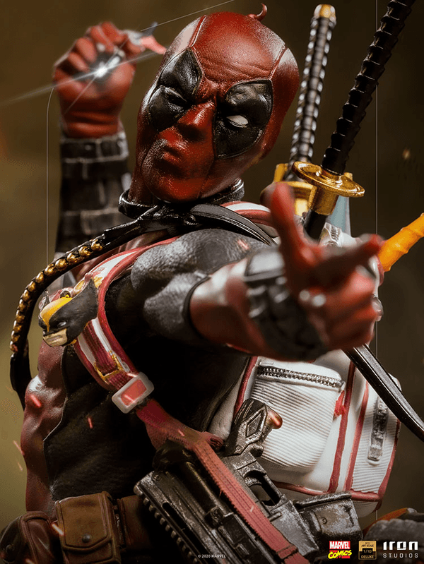 Deadpool Deluxe 13