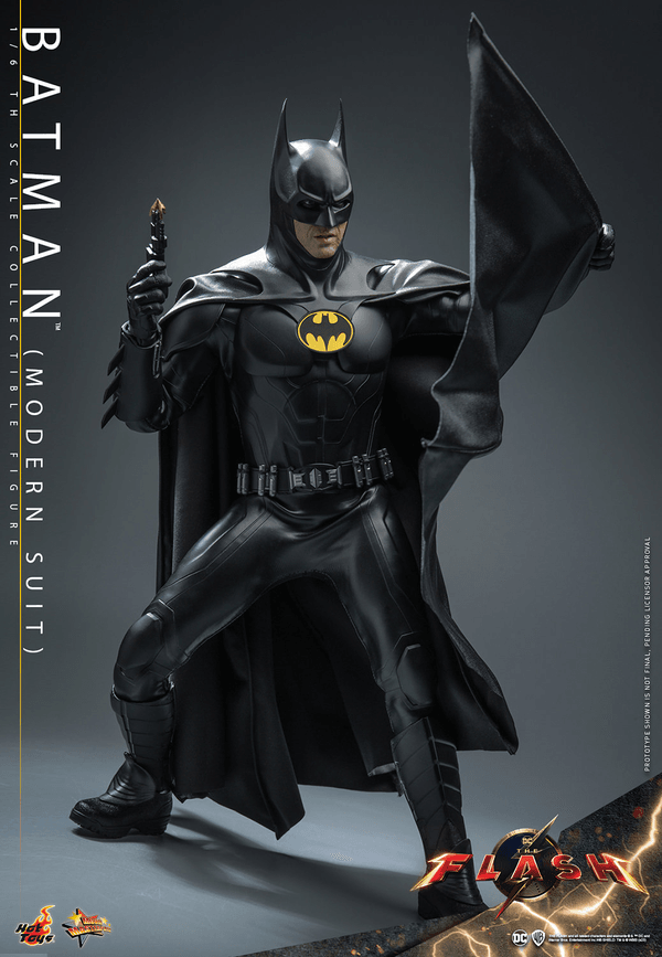 Batman (Modern Suit) 14