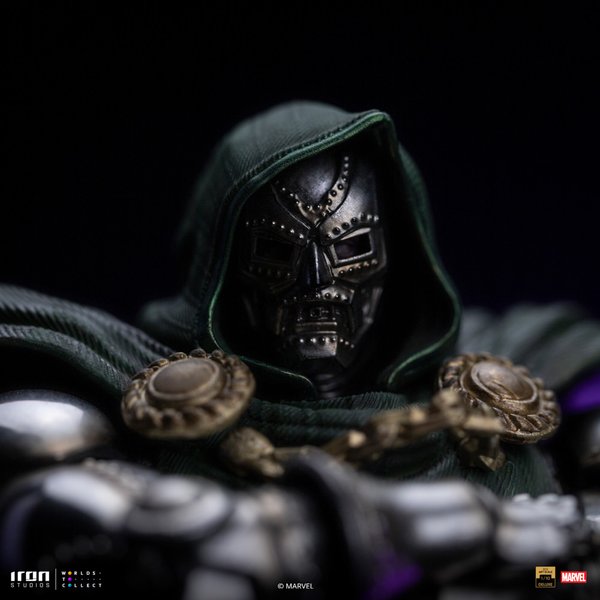 Doctor Doom Deluxe-2a86622c-0108-4631-9fd2-97f3c09d0bc4 10